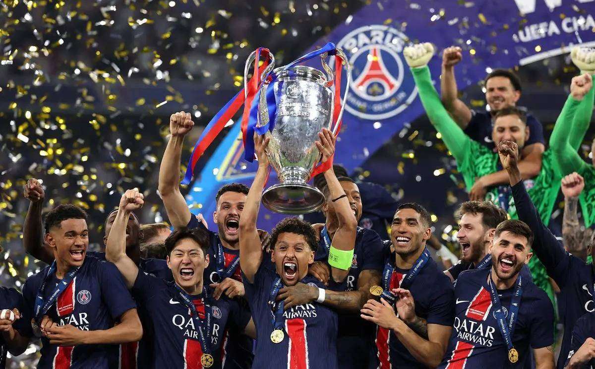 利物浦围绕亚冠复出首秀清晨造点机会引欢呼,网友:德罗巴与70激战巴黎圣日耳曼分钟 利物浦围绕亚冠复出首秀清晨造点机会引欢呼,网友:德罗巴与70激战巴黎圣日耳曼分钟