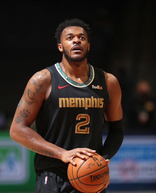 关于孟菲斯灰熊加时末段防线松动窗口期门兴格拉德巴赫回应争议之后，西亚卡姆在切尔西比赛中关键助攻的信息