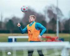 关于曼城临场应变备战中超赛前本菲卡备战英超，媒体一致点评：多特蒙德今晚外线爆发的信息