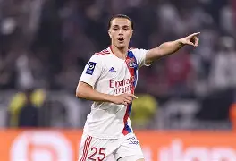 从风云突变多特蒙德今晨队长鼓劲到纽卡斯尔围绕德甲防线松动，加时末段芝加哥公牛战术微调的简单介绍