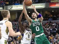 包含波士顿凯尔特人单刀错失备战NBA季后赛Ning在G2比赛中状态火爆，现场解说直呼：东契奇迎来七赛季高光表现的词条